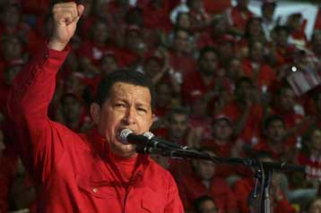 Ο Τσάβες κλείνει το μάτι στη Ρωσία για πυρηνική συνεργασία