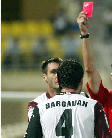 «Να εφαρμοστούν οι νόμοι της FIFA» ζητά ο ΠΣΑΠ στα αντιαθλητικά χτυπήματα