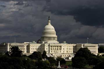 Απορρίφθηκε στη Βουλή των Αντιπροσώπων το σχέδιο Πόλσον