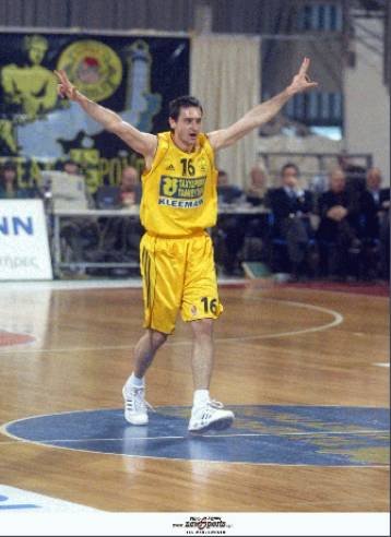 Έχουμε πολύ δρόμο μπροστά μας τονίζει ο Τσαλδάρης για τον Αρη