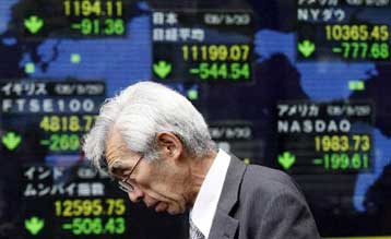 Ισχυρές σεισμικές δονήσεις στην παγκόσμια οικονομία από την επέλαση της πιστωτικής κρίσης