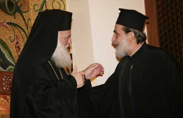 Νέα αιχμηρή παρέμβαση του Αρχιεπισκόπου για τη μονή Βατοπαιδίου