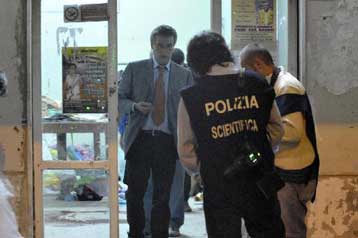 Συλλήψεις στη Νάπολη στον «πόλεμο» της κυβέρνησης κατά της Καμόρα