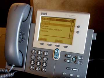 Προειδοποίηση ΥΠΑΝ στους εναλλακτικούς παρόχους τηλεπικοινωνιών για καλύτερες υπηρεσίες