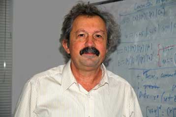 Βραβείο σε Έλληνα ερευνητή της πληροφορικής απένειμε ο Νικολά Σαρκοζί