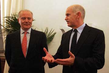 Αλλαγή πορείας με νέα κυβέρνηση ζητά ο Γιώργος Παπανδρέου