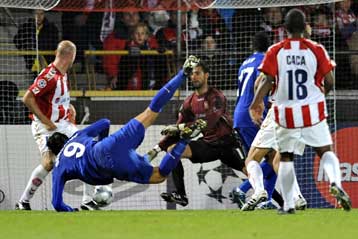 Ο Σένα έλυσε το… γόρδιο δεσμό της Σέλτικ, «πύρρειος» νίκη για Μάντσεστερ