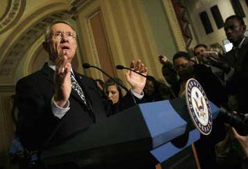 Υπέρ του αναθεωρημένου σχεδίου Πόλσον ψήφισε η Γερουσία των ΗΠΑ