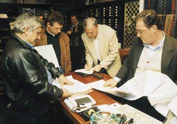 Στις εφορίες η εγκύκλιος για την περαίωση εκκρεμών υποθέσεων των ετών 2000-2006