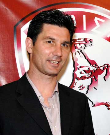 Ο Ουζουνίδης ετοιμάζει τη Λάρισα για «το πιο «κρίσιμο παιχνίδι με τον ΟΦΗ»