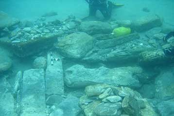 Δύο ρωμαϊκά γλυπτά εντοπίσθηκαν στον όρμο Μανδράκι της Κύθνου