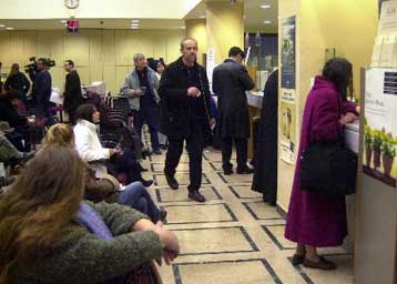 Αύξηση του εγγυημένου ποσού καταθέσεων στα 30.000 ευρώ προωθεί η κυβέρνηση