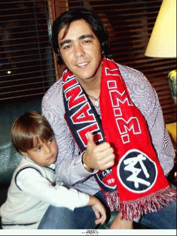 Αναβλήθηκε το ντεμπούτο του Ρεκόμπα με τα «κυανέρυθρα»