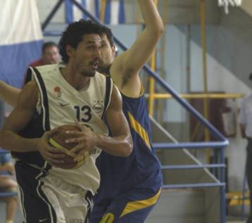 Τα Τρίκαλα νίκησαν Κολοσσό και απουσίες με 49-48 στο φιλικό