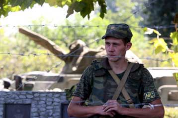 Εγκατέλειψαν οι Ρώσοι σημαντικό σημείο ελέγχου κοντά στη Νότια Οσετία