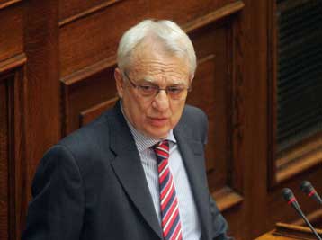 Προς απόσυρση η ρύθμιση για κοινή γονική μέριμνα παιδιών