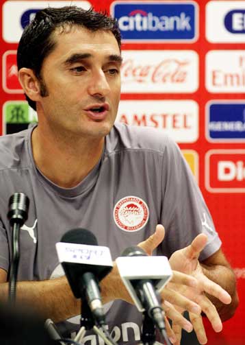 «Πολλοί θέλουν να πάνε τελικό, θα παλέψουμε» είπε ο… προβληματισμένος Βαλβέρδε