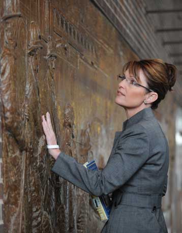 Με δύναμη από την Αλάσκα για την αντιπροεδρία των ΗΠΑ