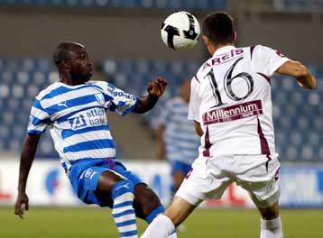 Κάκωση γονάτου υπέστη ο Ντιέ στο ντέρμπι με τον Αρη