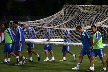 Πήρε άδεια από την Ατλέτικο ο Σεϊταρίδης, «αγώνα δρόμου» ο Καραγκούνης