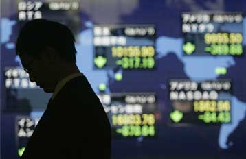 «Ελεύθερη πτώση» στο χρηματιστήριο του Τόκιο