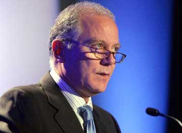 Μεγαλύτερος από τον αναμενόμενο ο αντίκτυπος της κρίσης, λέει ο Γ.Προβόπουλος