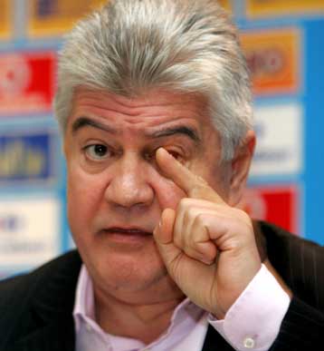 Tον Φρισκ για αρχιδιαιτητή προωθεί ο Γκαγκάτσης