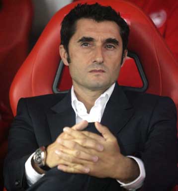 Πρώτος στόχος το πρωτάθλημα, τονίζει ο Βαλβέρδε