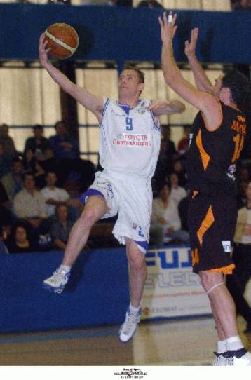 Αλλαγή σχεδίων για το Αιγάλεω, δεν «κρατάει» τον Γκάμπρανς