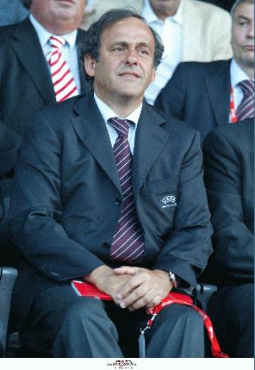 «Το αγγλικό ποδόσφαιρο… χάνει την ταυτότητά του» λεει ο Πλατινί