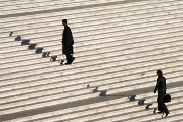 Κατάθλιψη και αυτοκτονίες λόγω χρηματοπιστωτικής κρίσης φοβάται ο ΠΟΥ