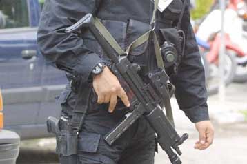 Συλλήψεις δύο ανδρών για εμπλοκή σε κύκλωμα διακίνησης υλικού παιδικής πορνογραφίας