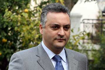 Λιγότερες σχέσεις με ΜΜΕ ζητά από τους υπουργούς ο Μανώλης Κεφαλογιάννης