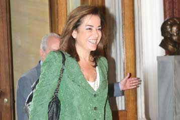 Για το περιεχόμενο της πρότασης Νίμιτς ενημερώνει τους πολιτικούς αρχηγούς η ΥΠΕΞ