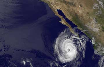 Ο κυκλώνας Νόρμπερτ πλησιάζει της ακτές του Μεξικού