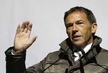 Νεκρός σε τροχαίο δυστύχημα ο ηγέτης της αυστριακής ακροδεξιάς Γεργκ Χάιντερ