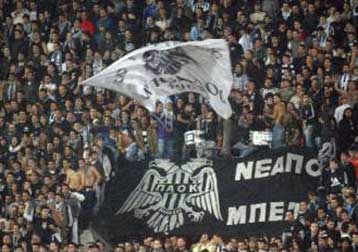 Συγκίνηση στο μνημόσυνο των αδικοχαμένων οπαδών