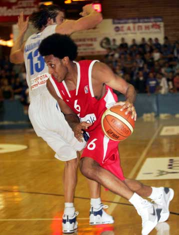 Ο Ολυμπιακός έκανε το Αιγάλεω… «Τσίλι Σίτι» και έφυγε με +25