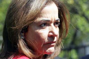 Υπέρ ανασχηματισμού, κατά των πρόωρων εκλογών τάσσεται η Ντ.Μπακογιάννη