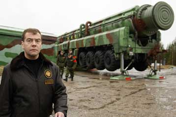 Νέες δοκιμές διηπειρωτικών βαλλιστικών πυραύλων από τη Ρωσία