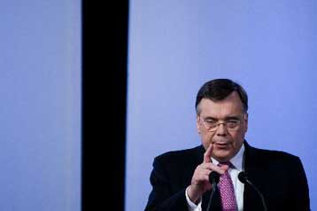 Στους κόλπους της ΕΕ ενδέχεται να στρέψει την Ισλανδία η οικονομική κρίση