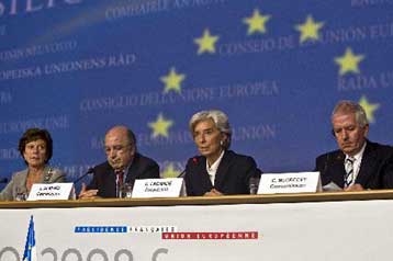 Η οικονομική κρίση βάζει στο περιθώριο το Σύμφωνο Σταθερότητας στην ΕΕ