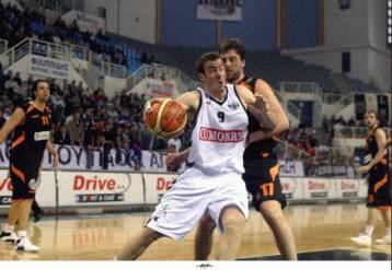 Στα Τρίκαλα θα συνεχίσει την καριέρα του ο Χαριτόπουλος