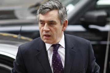 Δέκα χιλιάδες απολύσεις στο βρετανικό Δημόσιο ενδέχεται να προκαλέσει η κρίση