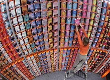 Με εντυπωσιακά μεγέθη άνοιξε και φέτος η Έκθεση Βιβλίου της Φρανκφούρτης