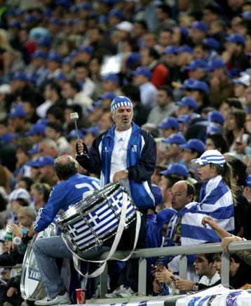 Το ελληνικό «τετρακίνητο» του Ρεχάγκελ κόντρα στα… ελβετικά ρολόγια του Χίτσφελντ