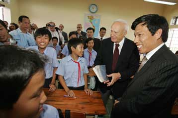 Το «ελληνικό» σχολικό κτίριο του Βιετνάμ εγκαινίασε ο Πρόεδρος της Δημοκρατίας