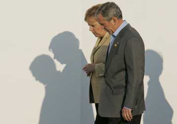 Η G8 στηρίζει μία διεθνή διάσκεψη για αλλαγές στο χρηματοοικονομικό σύστημα