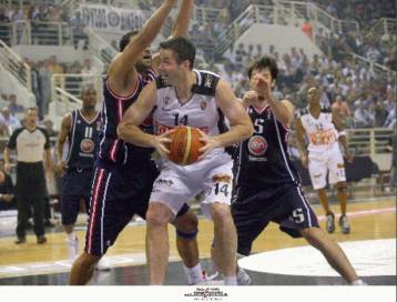 Χάρη σε άμυνα και εμπειρία έφυγε νικητής ο ΠΑΟΚ από τα Τρίκαλα