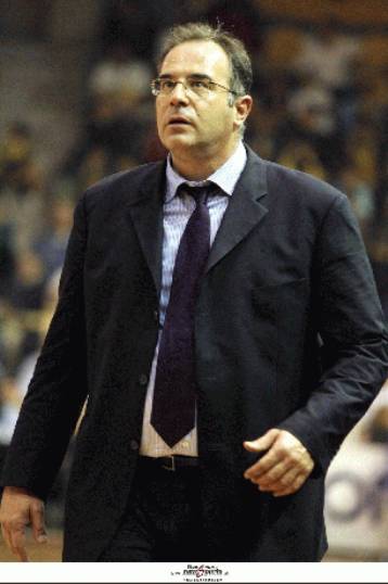 «Δέσιμο» βλέπει ο Σκουρτόπουλος στο Αιγάλεω, απογοητευμένος ο Μαρκόπουλος